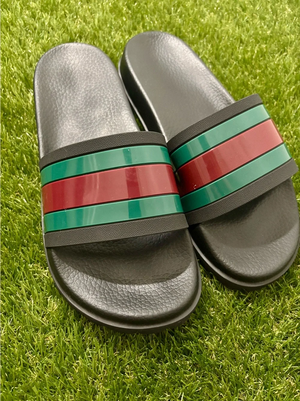 Gucci Black Slide Sandals with Green and Red Stripe
